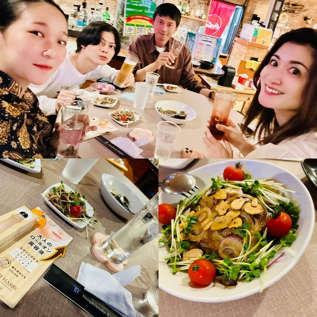 世手子さんのインスタグラム写真 - (世手子Instagram)「the joy of drinking alcohol🍻 Drinking party with interesting members🎉 let's drink again( ^ω^ ) @dining_rising #創作ダイニングライジング  にあかりんと面白メンバーで飲み会🌟 前からこのメンバーで飲みたいと思ってたwww 飲める喜び✨✨ #歓送迎会 #青物横丁 #スポーツ観戦 #スポーツバー パーティープラン ダーツ好き にもぴったり（＾ν＾）  カラオケもできる（＾◇＾） お料理も美味しい(*'▽'*)  公式ライン「@676rfjhu」を追加するとお得な情報をお届けしてくるみたい)^o^( ぜひご登録してみてね(●´ω｀●)  乾燥がひどいので #ハリーハリー #大人のロールオンエッセンス #ほうれい線改善 #ほうれい線ケア したよ(^_^) 塗りやすくて簡単使いやすかった(´∀｀=) #口元 #口元美人 #目元美容液 #マッサージケア #ハリ肌 #年齢肌 #スペシャルケア #美顔ローラー #無添加処方 #コラーゲン #ヒアルロン酸 #レチノール #プラセンタ #ペプチド #パンテノール #乾燥ケア #保湿 #エイジングケア #ミックコスモ #monipla #miccosmo_fan  PR」5月12日 16時09分 - rojide