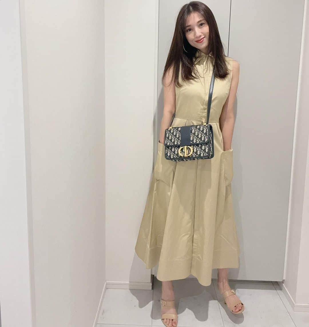 広瀬未花さんのインスタグラム写真 - (広瀬未花Instagram)「・  👗@co  👜@dior 👡@pellico_japan  🕶️ @maisonvalentino」5月12日 16時52分 - micahirose