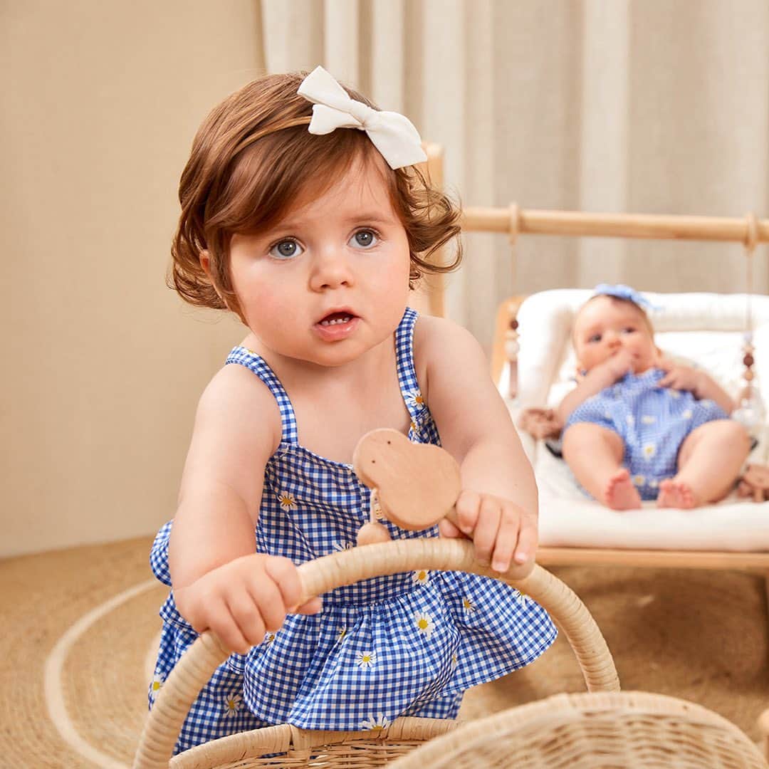 SHEINさんのインスタグラム写真 - (SHEINInstagram)「Soft love for your cub Using high-quality cotton and top-tier production, we create cozy essentials for babies that offer great value, variety and cloud-like comfort.  🔗:https://shein.shop/5qgdbr1  #SHEINCozyCub」5月12日 17時05分 - sheinofficial