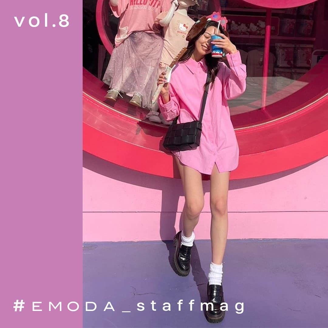 EMODA_LOOK BOOKさんのインスタグラム写真 - (EMODA_LOOK BOOKInstagram)「vol.8 #EMODA_staffmag  official staffの『リアル』が知れる staff mag !!   メイクHow to、スキンケア、 今ハマっているもの、よくいくカフェ、などなど 毎週staffをピックアップしてお届け♪  今週のピックアップstaffは NAOKA【  @naoka.a 】  NAOKAのとある休日を紹介！ この日は大好きなUSJに行ってきました♡ 詳しくはスワイプで⇒  この投稿気になった子はいいね・保存・コメントしてね♡  ----------------------------------------- #EMODA_staffmag 毎週金曜日 17:00 更新  次回のstaffはMOE【 @hamada_moe_ 】 5/19 FRI 17:00 お楽しみに -----------------------------------------  ■AYUKA OTANI @m.ayuka__  ■NAOKA AKINARI @naoka.a  ■MOE HAMADA @hamada_moe_  ■PANILAGAO PAOLINE @_paogram_  ■AI NISHIJO @ai_nishijo  ■AN ICHIKAWA @an_ichikawa  #EMODA#EMODA_ビューティー#休日の過ごし方#休日コーデ#私服#私服コーデ#ユニバコーデ#ユニバカチューシャ #ユニバフード #ピンクコーデ#シャツコーデ#春シャツ#カラーコーデ#お出かけコーデ#遊園地コーデ#テーマパークコーデ#usj#usjコーデ #アパレルスタッフ」5月12日 17時00分 - emoda_snap