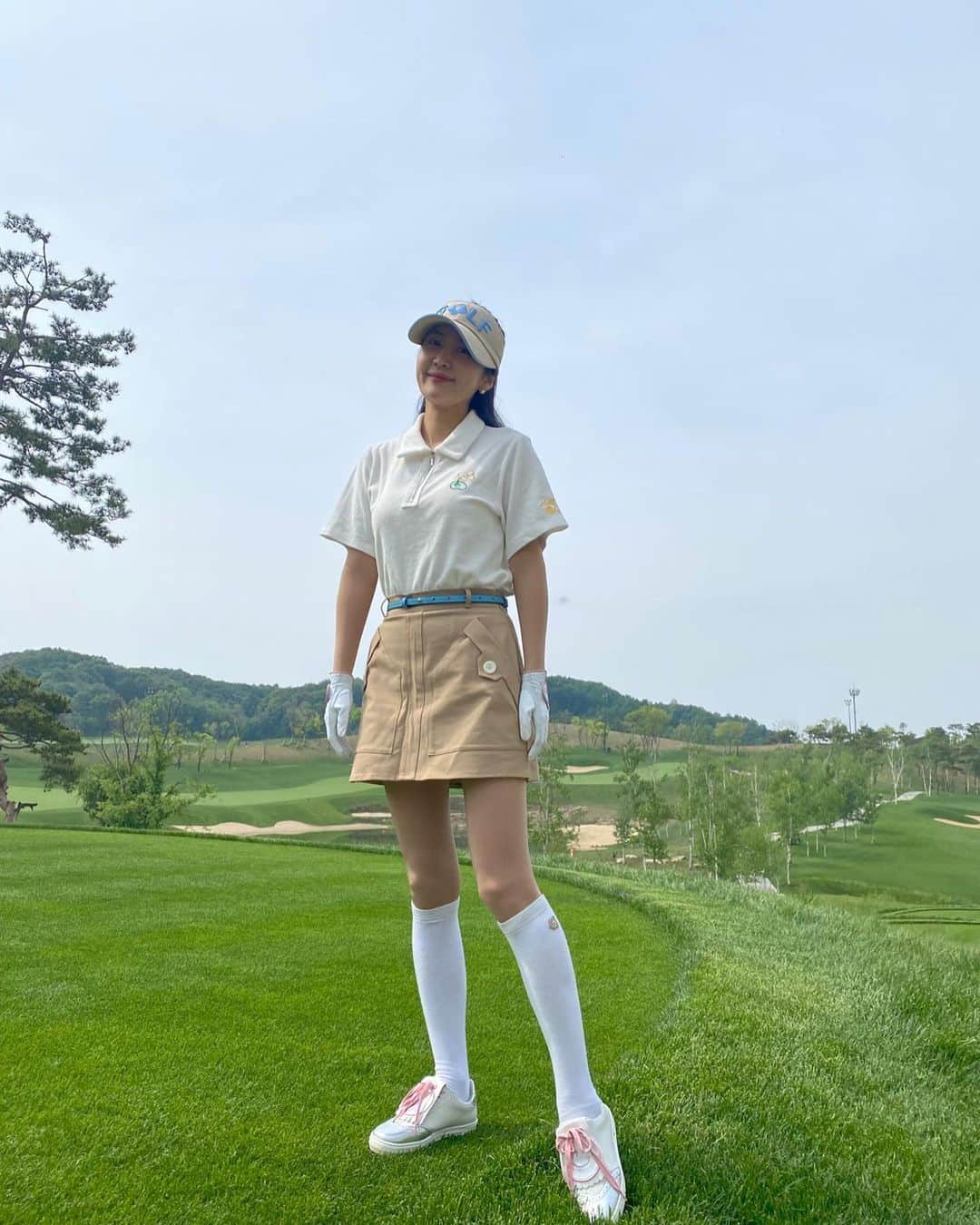 シン・ドンミさんのインスタグラム写真 - (シン・ドンミInstagram)「예쁜 모자👒 고마워요💕  #golfstagram」5月12日 17時08分 - dongmi_shin