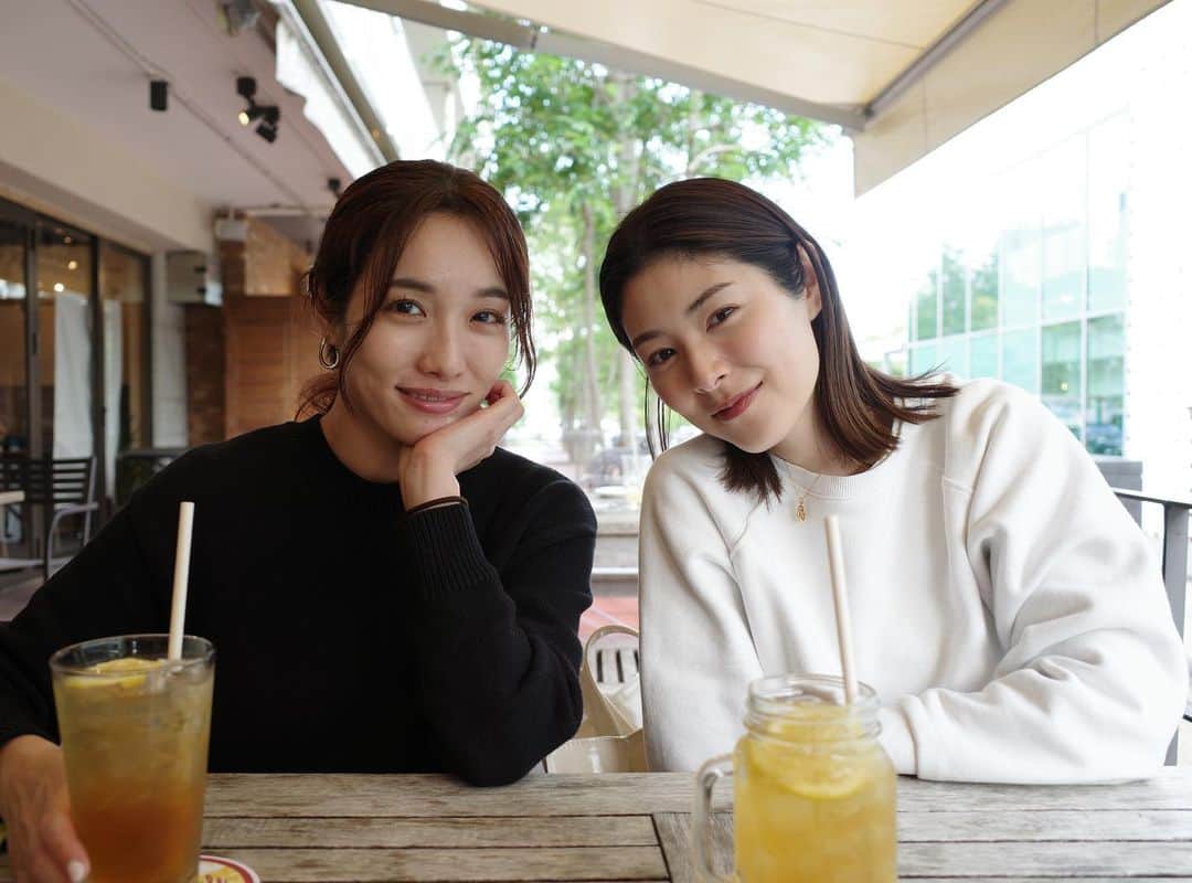 青谷優衣のインスタグラム：「@anna_konno0615 💕💙  毎月料理教室来てくれてるアンナ 今日もありがとう😇😇🫰🏻」