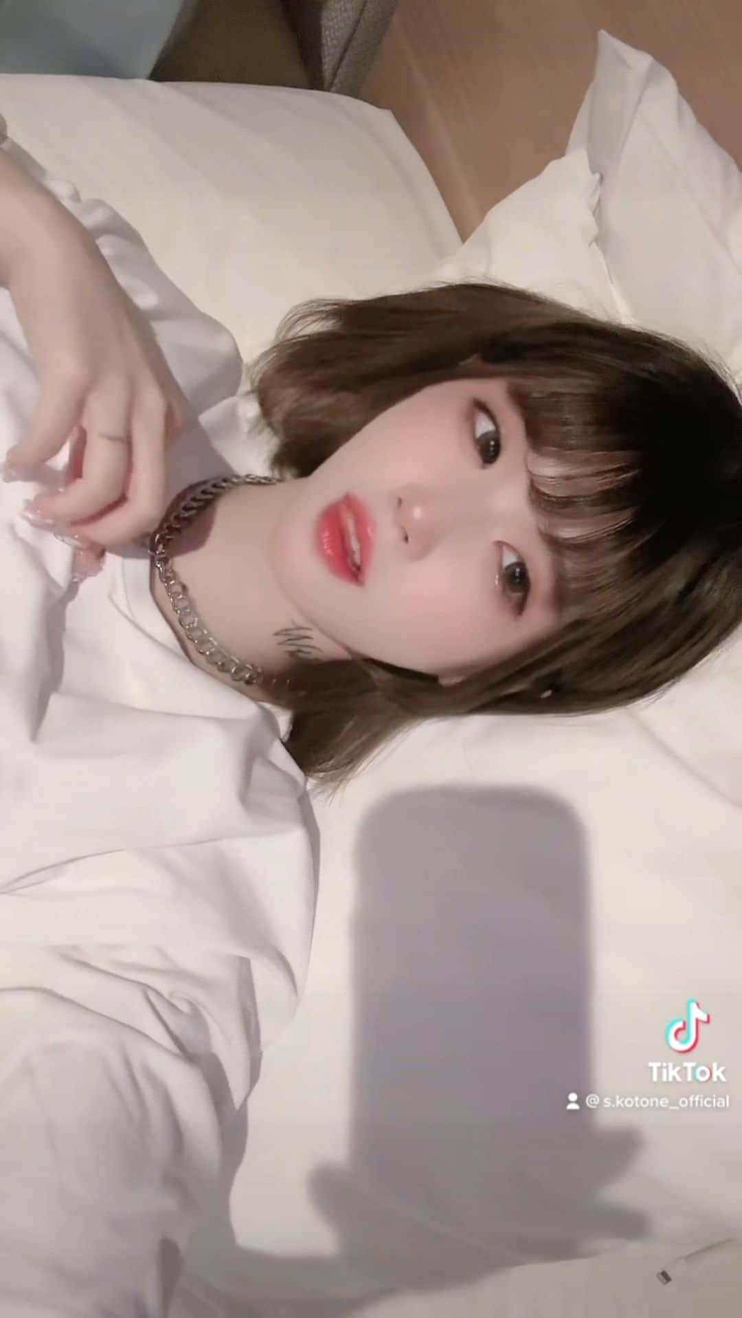 涼宮琴音のインスタグラム：「首輪をつけて、君だけの僕にして。」