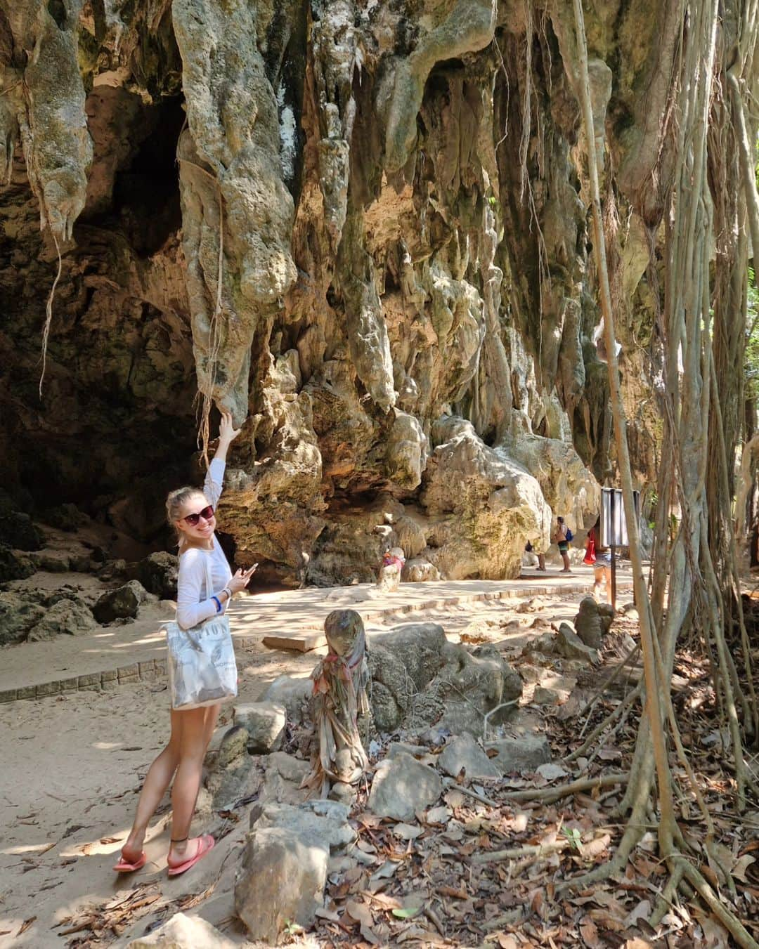 ダーシャ・ゲルムさんのインスタグラム写真 - (ダーシャ・ゲルムInstagram)「Tb to vacation in Thailand 🥰  #thailand #krabi #phuket #phiphiisland #kohphiphi #phiphidon #summer」5月13日 3時36分 - grmdas