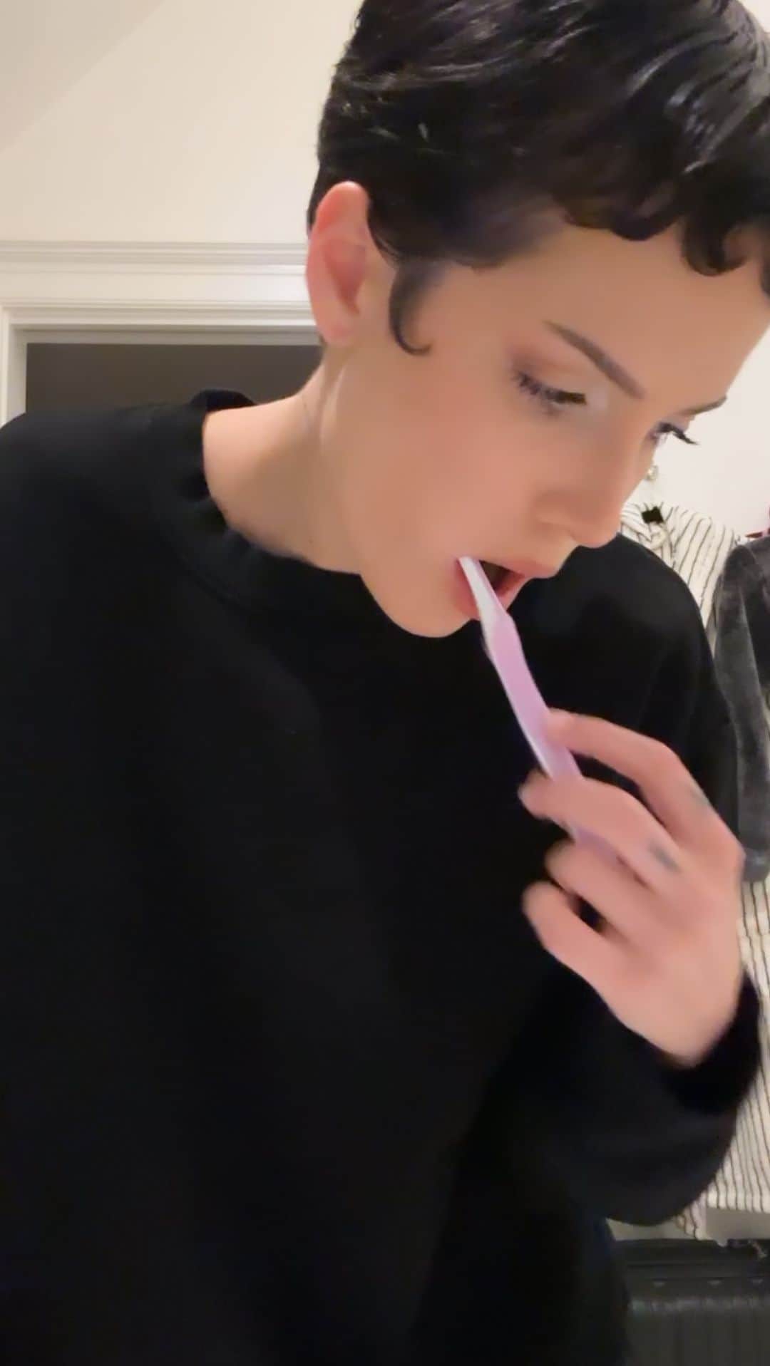 Halseyのインスタグラム：「gotta take @doechii off the playlist or I’ll never be anywhere on time」