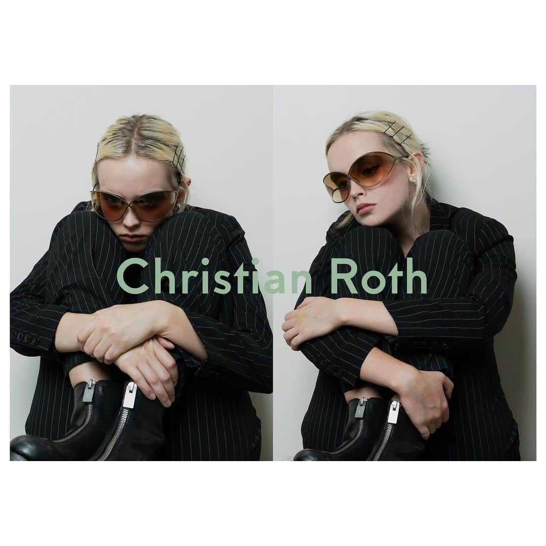 クリスチャンロスさんのインスタグラム写真 - (クリスチャンロスInstagram)「Christian Roth, Bikini sunglasses Juliana Bittner 🤍 photographed by Alexander DiGenova」5月13日 4時07分 - christianrotheyewear