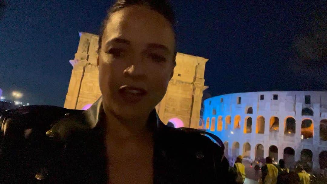 ミシェル・ロドリゲスのインスタグラム：「Gracias Roma ✨💚🤍❤️ Ti voglio bene 🌬」