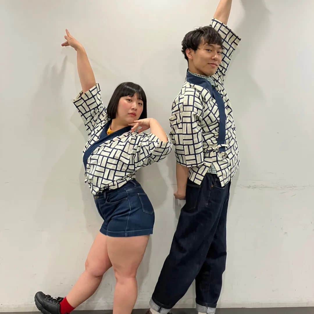 吉本新喜劇のインスタグラム：「🗣️帰ってきた！！タツキボタル🌠 「7月に光る！タツキボタルvol.2」 7/1(土)17:45開場／18:00開演 料金:1500円　場所:ZAZAHOUSE  皆さまお待たせしました🥳 3月にZAZAPOKET’Sで開催した タツキボタルが今度はZAZAHOUSEに 帰って来ます🤩✨  チケット一般発売中👇 🎟bit.ly/3pCzL8c  超絶パワフルなタツキボタルを お見逃しなく〜🏃💨💫  #岩﨑タツキ #重谷ほたる」