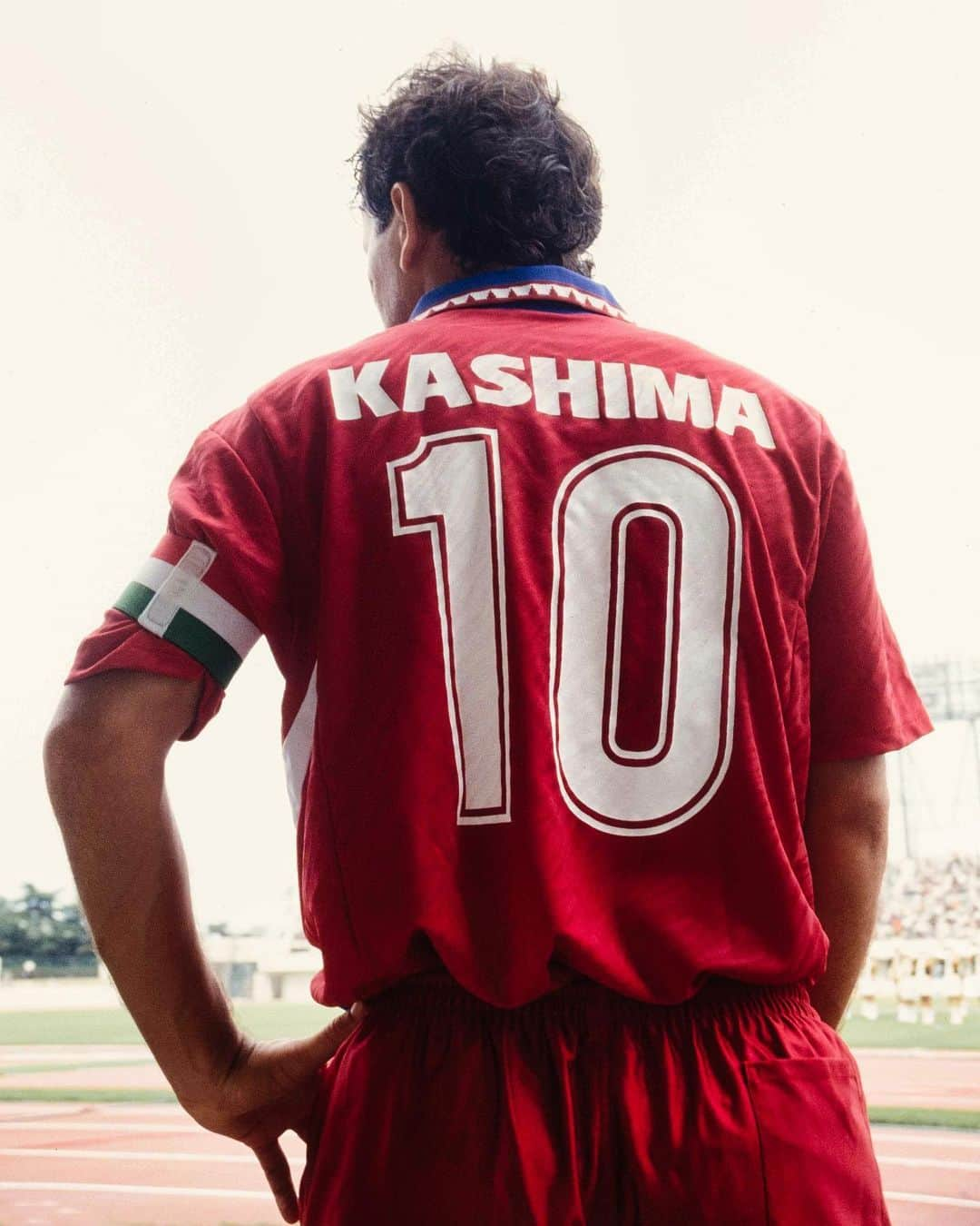 鹿島アントラーズさんのインスタグラム写真 - (鹿島アントラーズInstagram)「Kashima Antlers Espírito de ZICO  アントラーズ公式アプリとの連動企画「ファインダー越しの世界」  今回はジーコCAをファインダー越しにお届けします！  公式アプリフォトギャラリーにはインスタで公開していない写真をアップしています。  皆さん、ぜひ公式アプリをダウンロードして、全写真をお楽しみください。  #鹿島アントラーズ #kashimaantlers #ジーコ #zico #アントラーズ公式アプリ #ファインダー越しの世界 #作品」5月12日 20時37分 - kashima.antlers