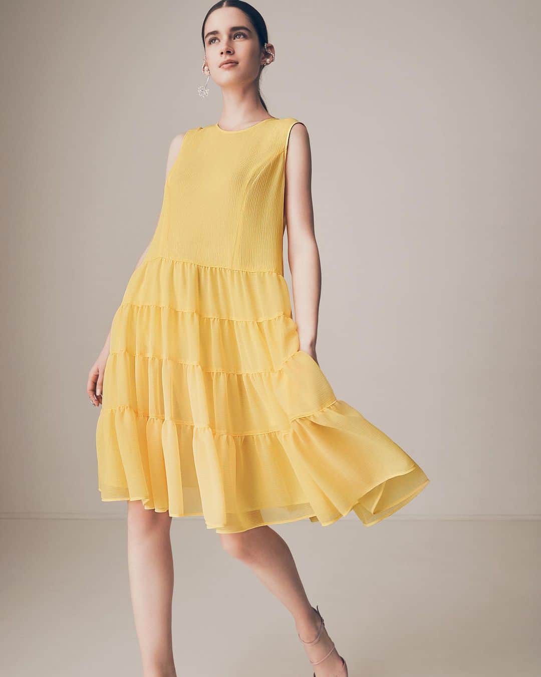 アディアムのインスタグラム：「Airy, lightweight chiffon meets vibrant hues. Discover the #ADEAM Spring Summer 2023 Collection at ADEAM.com.」