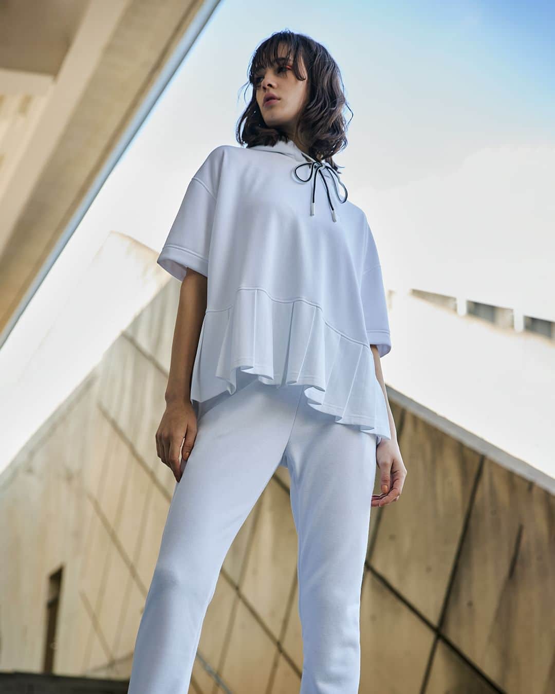 Double Standard Clothingのインスタグラム：「. NEW ARRIVAL 2023 SUMMER COLLECTION . [TOPS] ESSENTIAL / 裏毛プリーツプフーディー price. 19,800円(税込) color. オフ / ピンクベージュ / ネイビー size. F . [BOTTOMS] ESSENTIAL / 裏毛イージーパンツ price. 19,800円(税込) color. オフ / ピンクベージュ / ネイビー size. 36 / 38 . ------------------------------------------- #doublestandardclothing #tokyo #DSC #sov #dscessential #nightstore #2023summer #fashion #ootd」