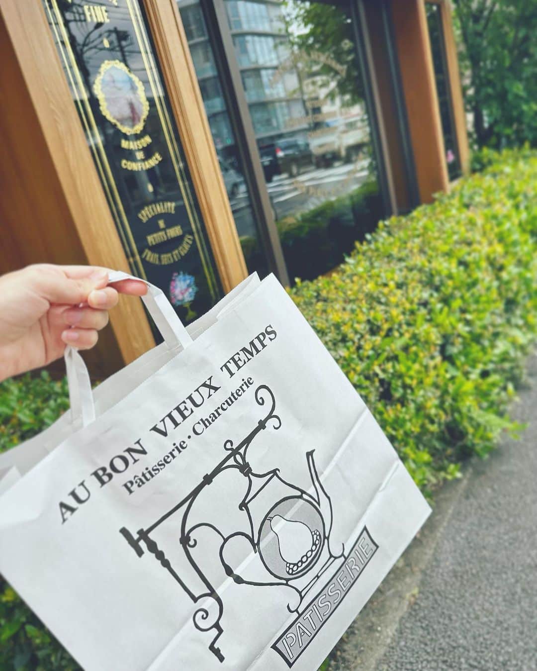 横町ももこのグルメインスタ