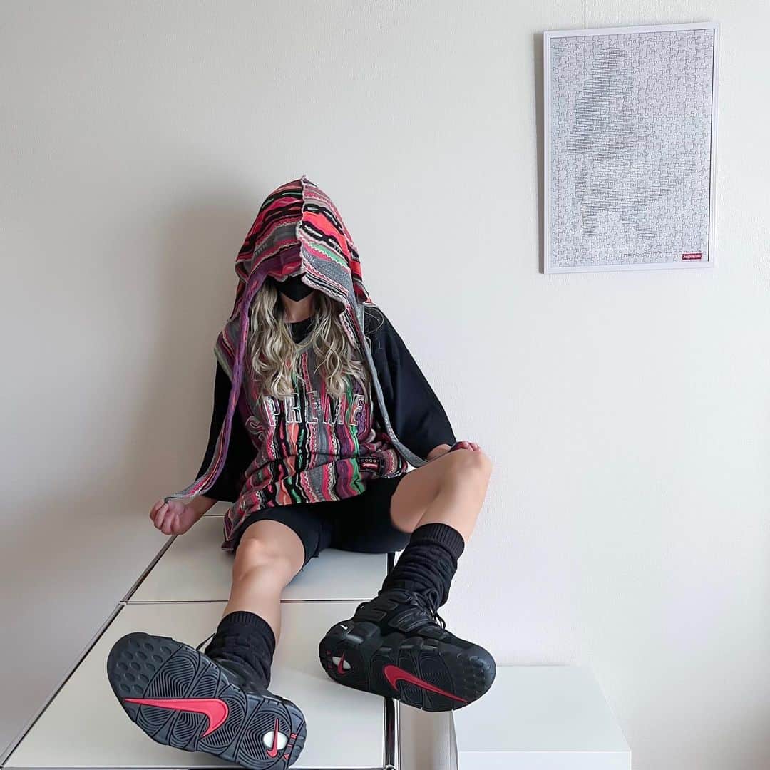 Supreme Mihoのインスタグラム：「🩷🩷🩷 ✩ "Coogi" ✩ #supreme #coogi #usmhaller #シュプリーム」