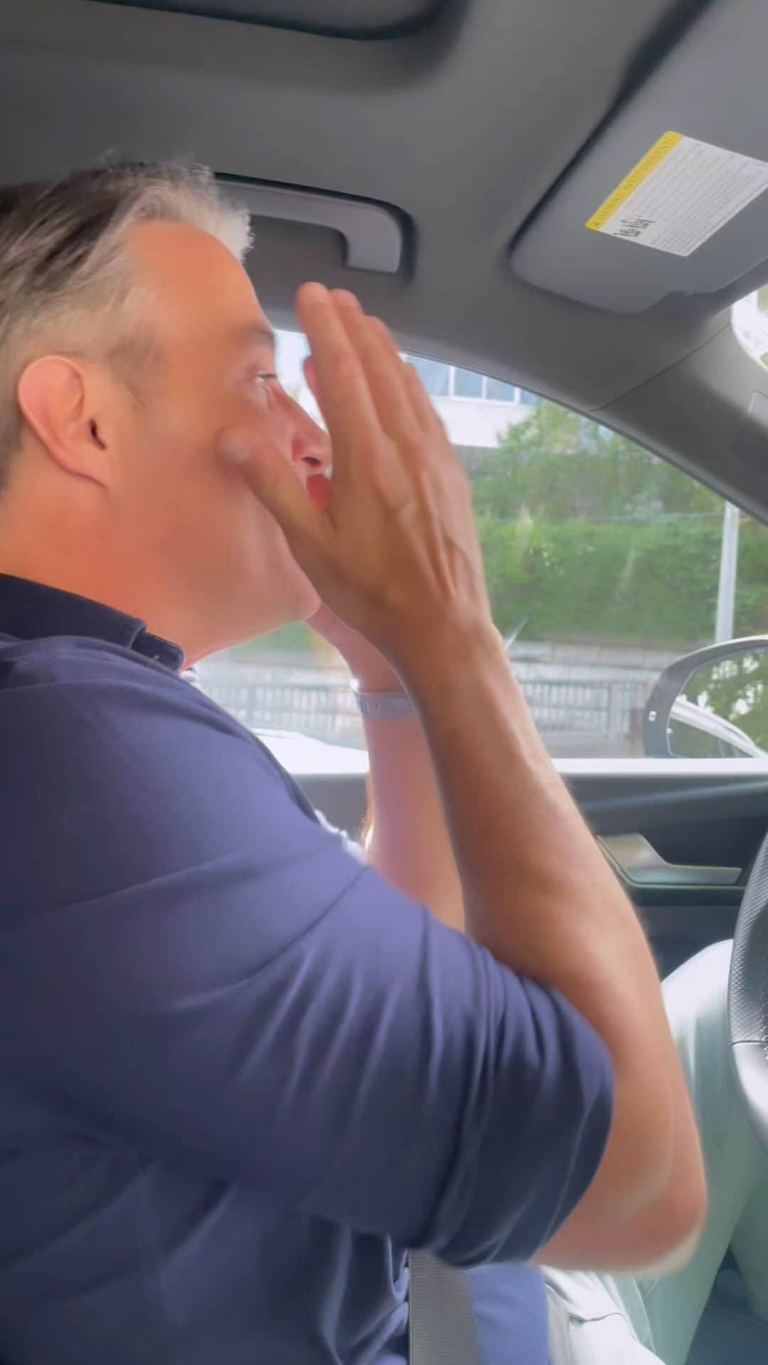 のインスタグラム：「Ben’s Road Rage secretly filmed Episode 2. Ten block radius. Who can relate? And yes, I was hungry.」