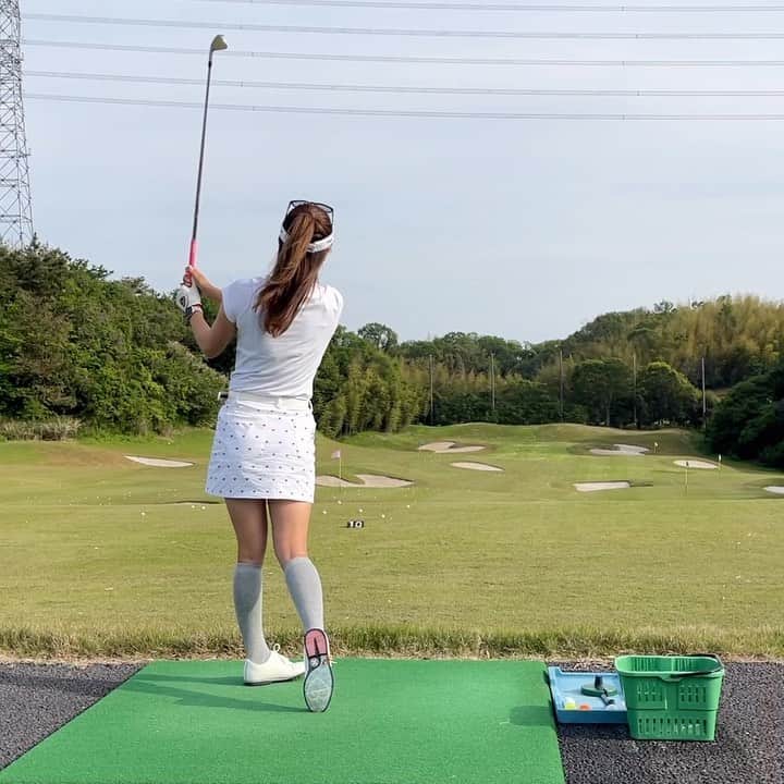 のインスタグラム：「. . 白×白🤍 ハートいっぱいで可愛い(/ω＼)  #藤田光里 #今季試合で初半袖」
