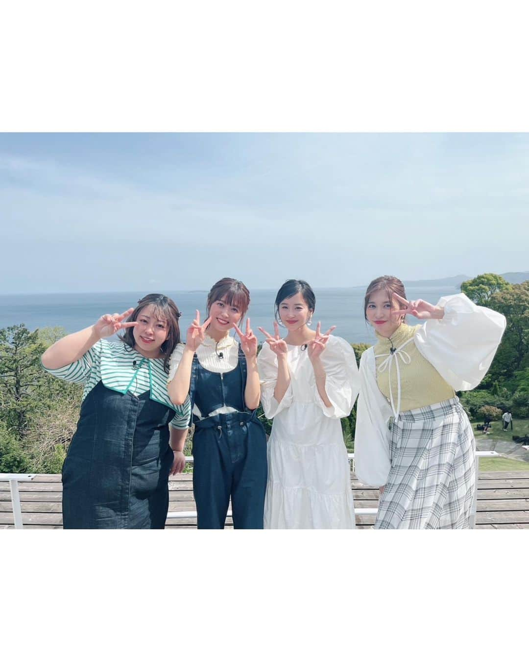 西澤由夏さんのインスタグラム写真 - (西澤由夏Instagram)「アラサー女子で 熱海へ旅行に行ってきました✨  ずっと飲んで、 ずっと食べていました。笑  あとは… これでもかというほどの 暴露大会になっています。笑  全て、旅の醍醐味ですね🤣🙌  仲良し麻衣さんと、 久々にお会いできた休井さんと、 衣装が似ていた餅田コシヒカリさんと☺︎  最後から2枚目の写真は #リゾナーレ熱海 から一望できる 熱海の夜景🌃  「毒吐きオンナは、愛されたい〜デトックス旅in熱海」 明日5/13(土)22:00より 是非ご覧ください🙆‍♀️ 👉 https://abema.app/AkxP」5月12日 21時44分 - yknszw