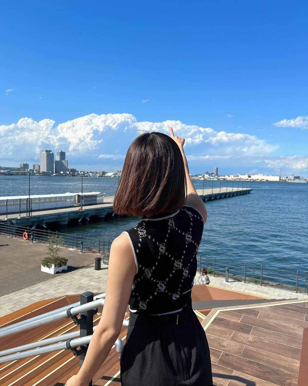 清水里香さんのインスタグラム写真 - (清水里香Instagram)「⁡ ⁡ 晴れ女です🌞 ⁡ ⁡ ⁡ ⁡ ⁡ ⁡ #みなとみらい #横浜 #晴れ女」5月12日 21時39分 - partyyy_chu
