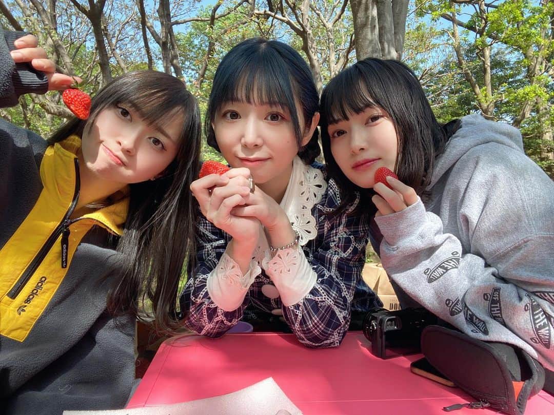 大場はるかのインスタグラム：「来年で一緒にいて10年🍬」
