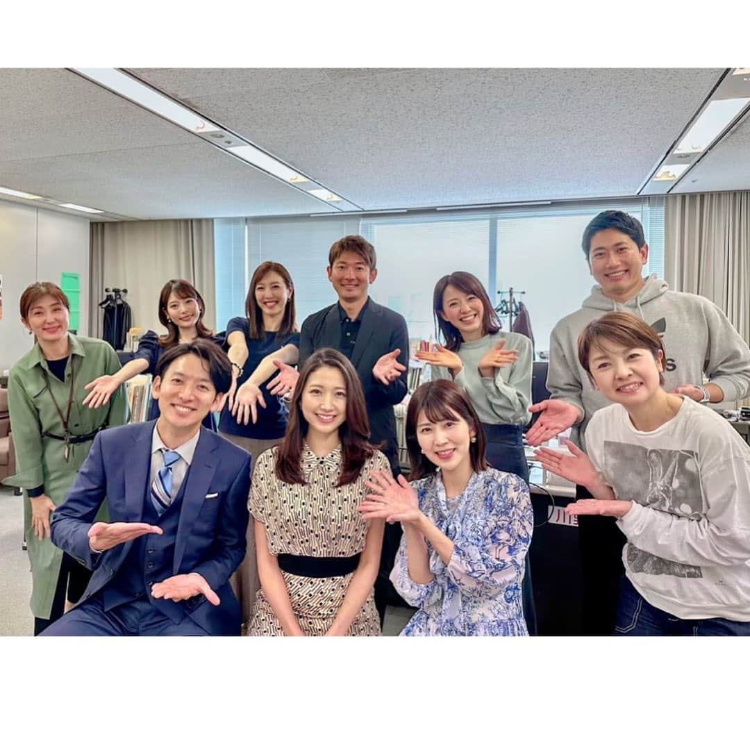 三田友梨佳のインスタグラム：「✳︎ 事務手続きのためフジテレビへ。 通い慣れていたはずの通勤路に一人どきどき、、、 なんだかお台場が違う景色のように感じました。 アナウンス室は変わらず温かくて、 僅かな時間でしたが大好きな先輩後輩たちに会えて嬉しかったです☺️ #フジテレビ」