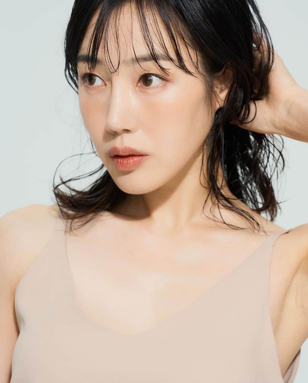ソ・ウナさんのインスタグラム写真 - (ソ・ウナInstagram)「New Profile ✨ Photo @kimyoungwho  Hair @callme9d  Makeup @m_up_yun」5月12日 21時59分 - eunah_willbeloved