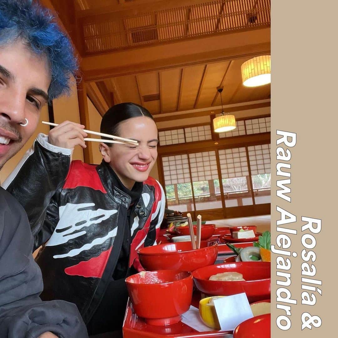 ソニー・ミュージック洋楽さんのインスタグラム写真 - (ソニー・ミュージック洋楽Instagram)「@sonymusic_jp ソニー･ミュージック洋楽🎧 海外アーティストの最新情報をお届け👆🏼 ⁡ 📸この数ヶ月間の海外アーティストの来日ラッシュを写真で振り返り📸 ⁡ ロザリアはパートナーのラウ・アレハンドロと今年の年越しを日本で一緒に過ごしていたばかりですが、昨日も日本語で投稿してくれていましたね🇯🇵✨ ⁡ 今月もRuelやUMI、Tash Sultana等のアーティストが来日予定❣️夏フェスも楽しみです🌞🏖 ⁡ みなさんが特に来日を楽しみにしているアーティストを是非コメント欄で教えてください🔥 ⁡ 01. @rosalia.vt 02. @thechainsmokers 03. @kirstin 04. @rosalia.vt @rauwalejandro 05. @porterrobinson 06. @jnrchoi ⁡ #洋楽 #来日 #来日公演 #海外アーティスト #海外セレブ #Rosalia #TheChainsmokers #Kirstin #Pentatonix #Rosalía #RauwAlejandro #PorterRobinson #JnrChoi #洋楽好きな人と繋がりたい」5月12日 22時09分 - sonymusic_jp