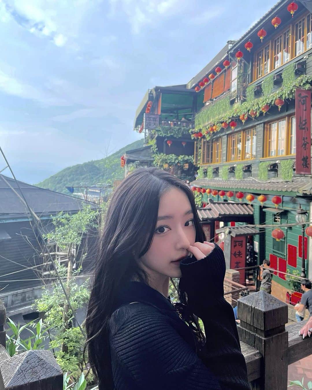 のインスタグラム：「I don’t wanna forget this vacation🤍」