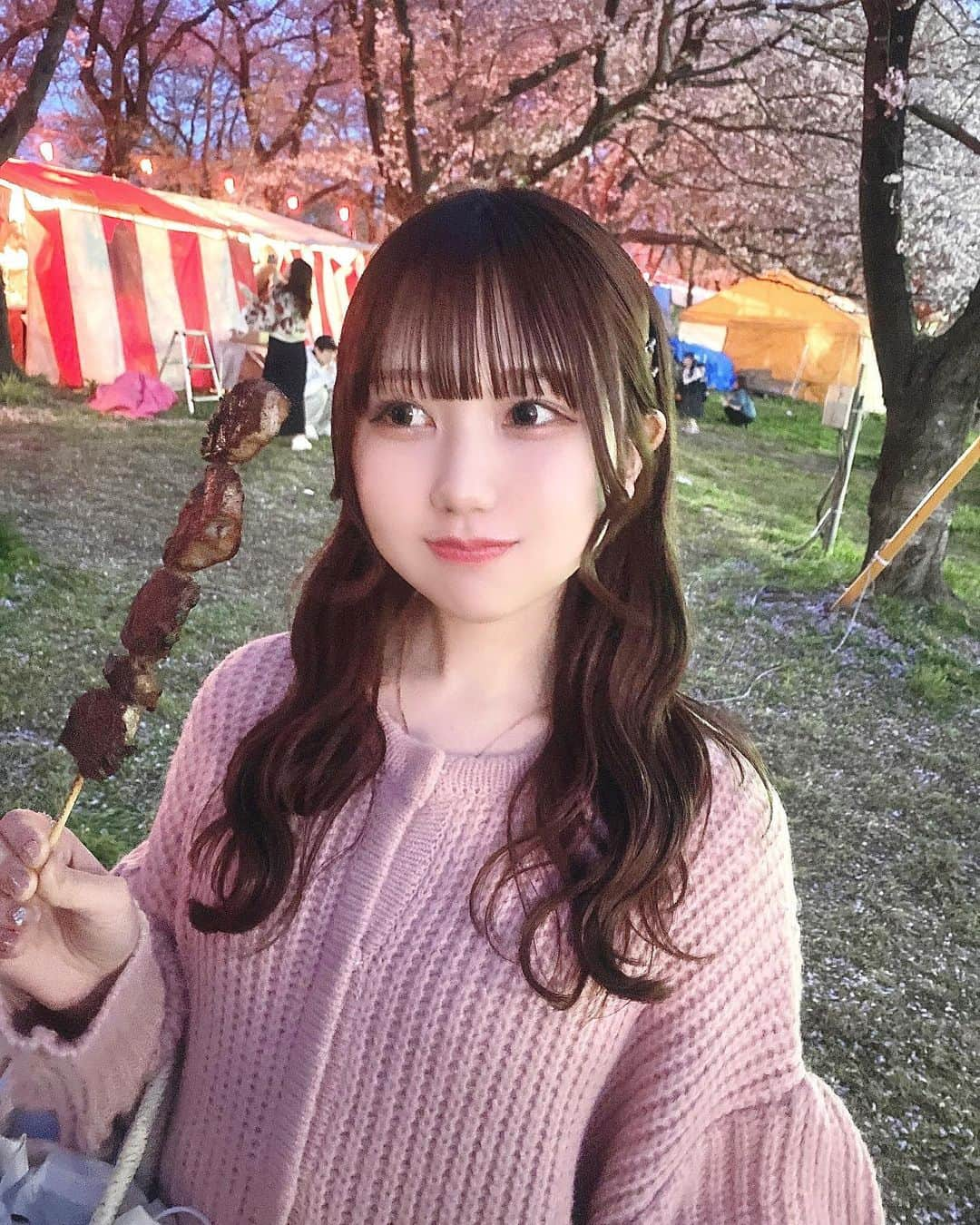 楠木しゅりさんのインスタグラム写真 - (楠木しゅりInstagram)「お花見いったときの🫶🏻牛タンだいすき」5月12日 23時07分 - kusunoki_shuri