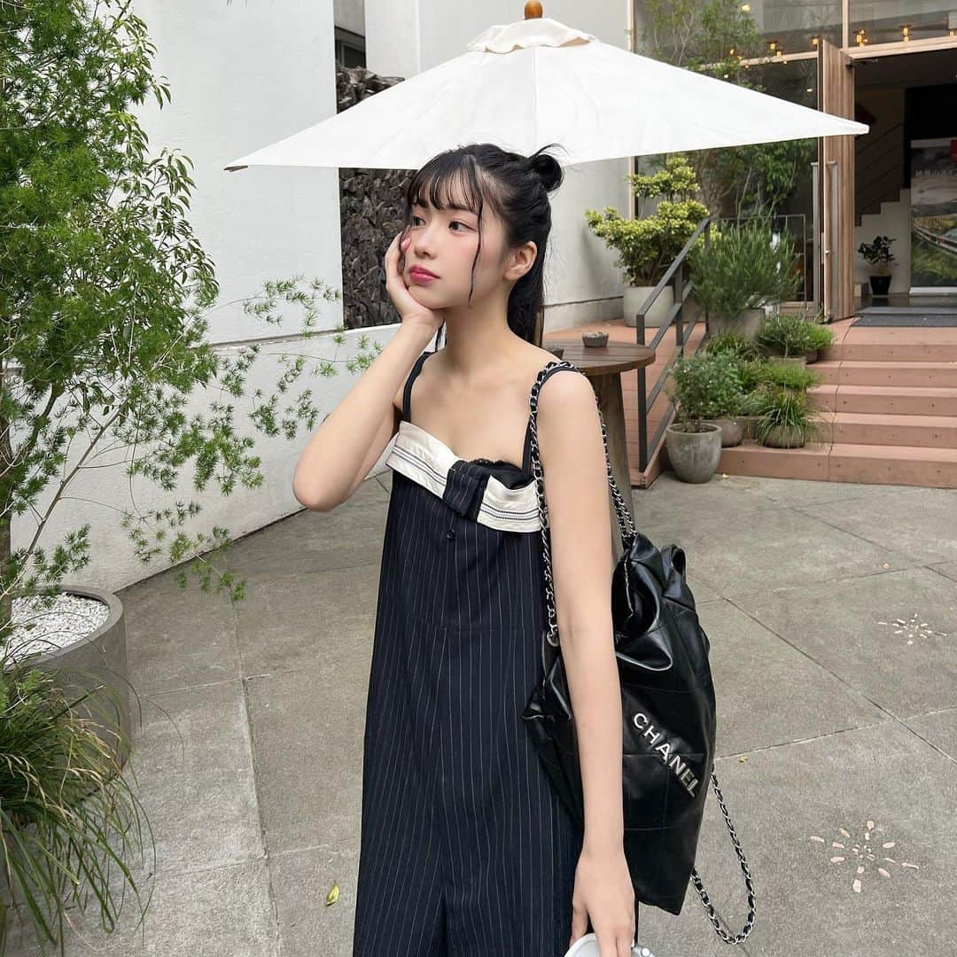 えみ姉さんのインスタグラム写真 - (えみ姉Instagram)「ㅤ ねむたい🫠 ㅤ ㅤ#akikoaoki #studios #chanel #シャネル #balenciaga #バレンシアガ」5月12日 23時08分 - emk_oooo