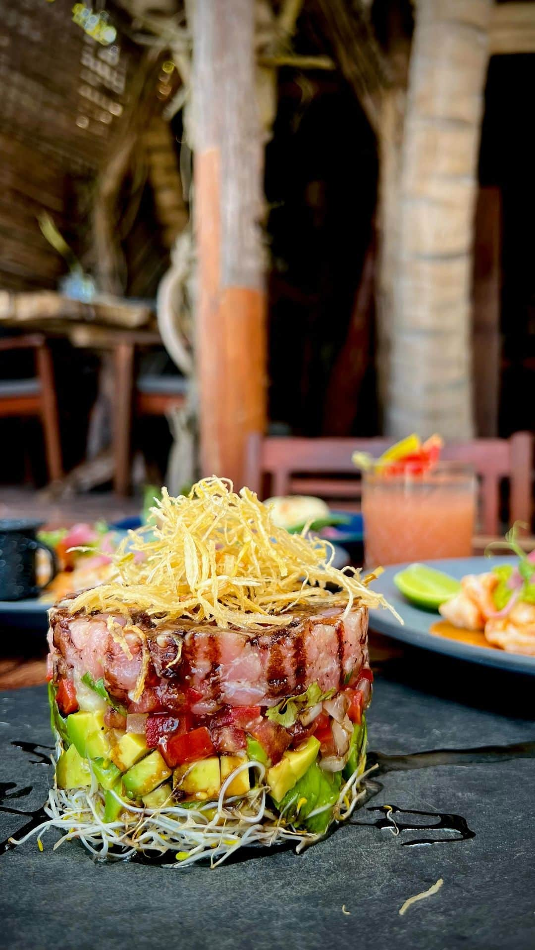 Sharing Healthy Snack Ideasのインスタグラム：「📍 Tulum, Mexico 🇲🇽   I dare you to find somewhere more stunning 😍   @kanantulum @ahau.collection   🎥: @dr_ralph_88」