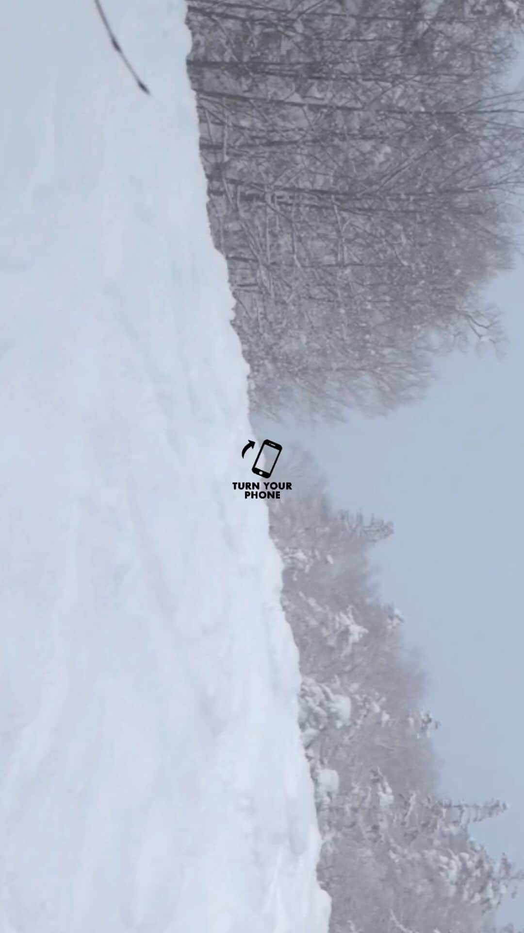 佐々木明のインスタグラム：「雪触りたい❄️ 柔らかい雪に埋もれたい☃️ Skiってどうしてこんなに飽きないんだろう！って思うくらい楽しくさせてくれるのが雪❄️  #雪育 #edgeless #noedgeski #noedge #エッヂ無し  🎥 @kazu_morishima @masakado411」