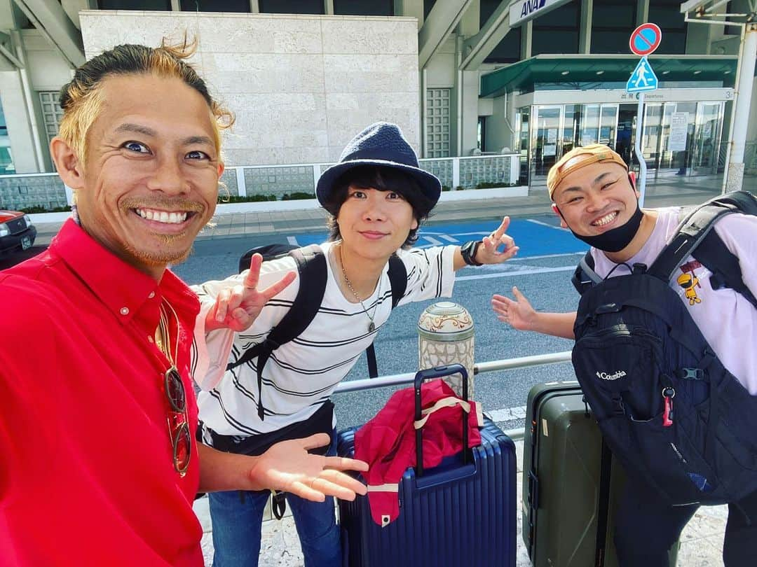 ハジ→さんのインスタグラム写真 - (ハジ→Instagram)「沖縄到着！^ ^ ♬ #沖縄 #okinawa #那覇 #那覇空港 #アセローラ #ただいま #めんそーれ #本部町 #ハジー #hazzie #ぽーくたまご #ゴーヤチャンプルー #沖縄県 #沖縄イベント」5月13日 0時46分 - hazzie840