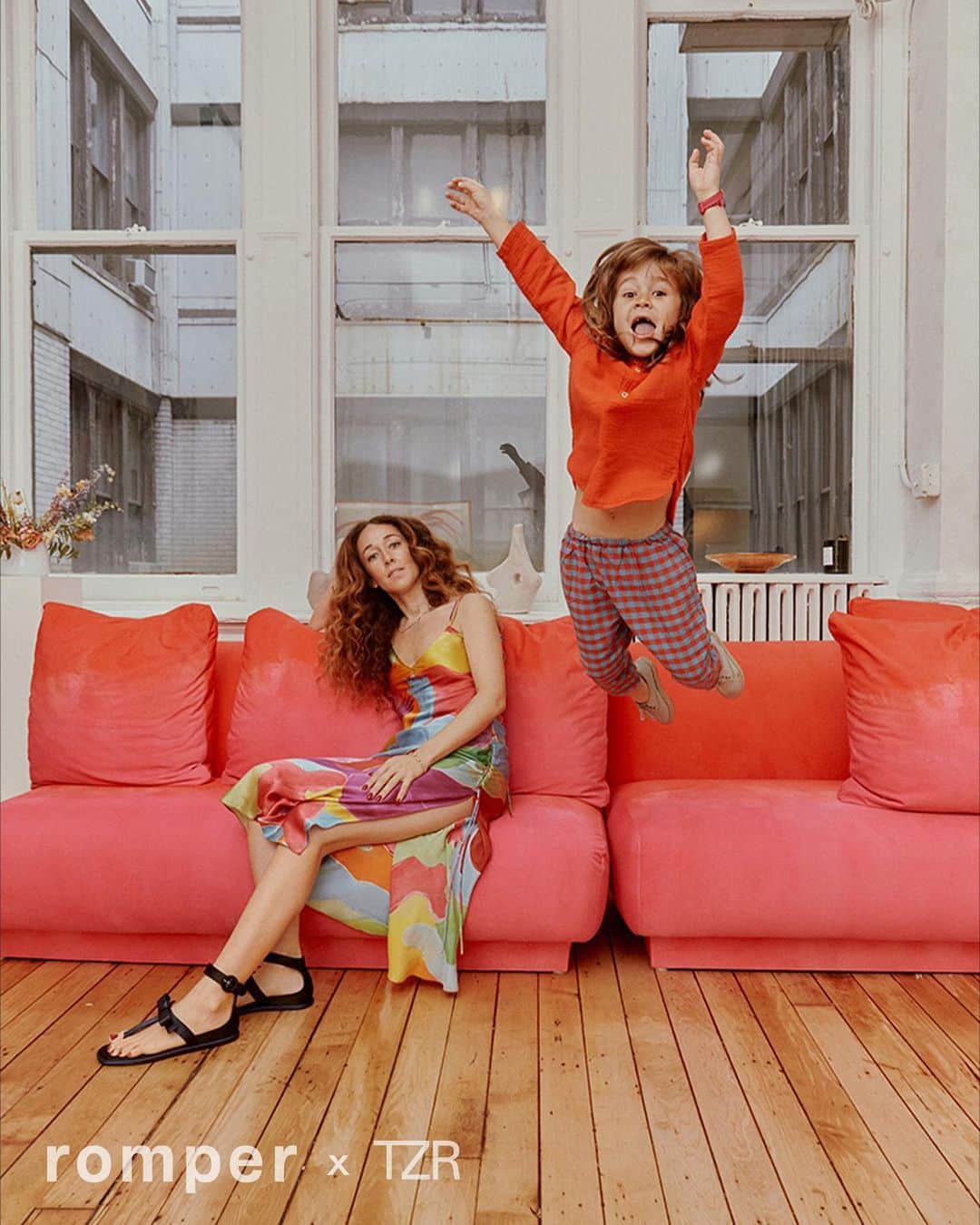 The Zoe Reportさんのインスタグラム写真 - (The Zoe ReportInstagram)「@romper and @thezoereport spoke with 4 fashion designers on motherhood and creative fulfillment (& what they really think of the sad beige trend).   @alejandraalonsorojas, @elenavelez, @feism_, and @ochsmichelle share their candid thoughts at the link in bio.  Photography: @silverchang_ Photo Director: @heartattackack SVP Fashion: @tiffanyreid SVP Creative: @karen.hibbert」5月13日 1時29分 - thezoereport
