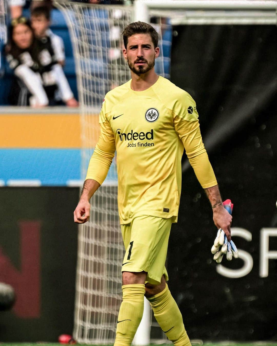 ケヴィン・トラップさんのインスタグラム写真 - (ケヴィン・トラップInstagram)「Full focus on tomorrow’s game!  All together into the final weeks 🦅   #SGE #Eintracht #Frankfurt」5月13日 1時40分 - kevintrapp