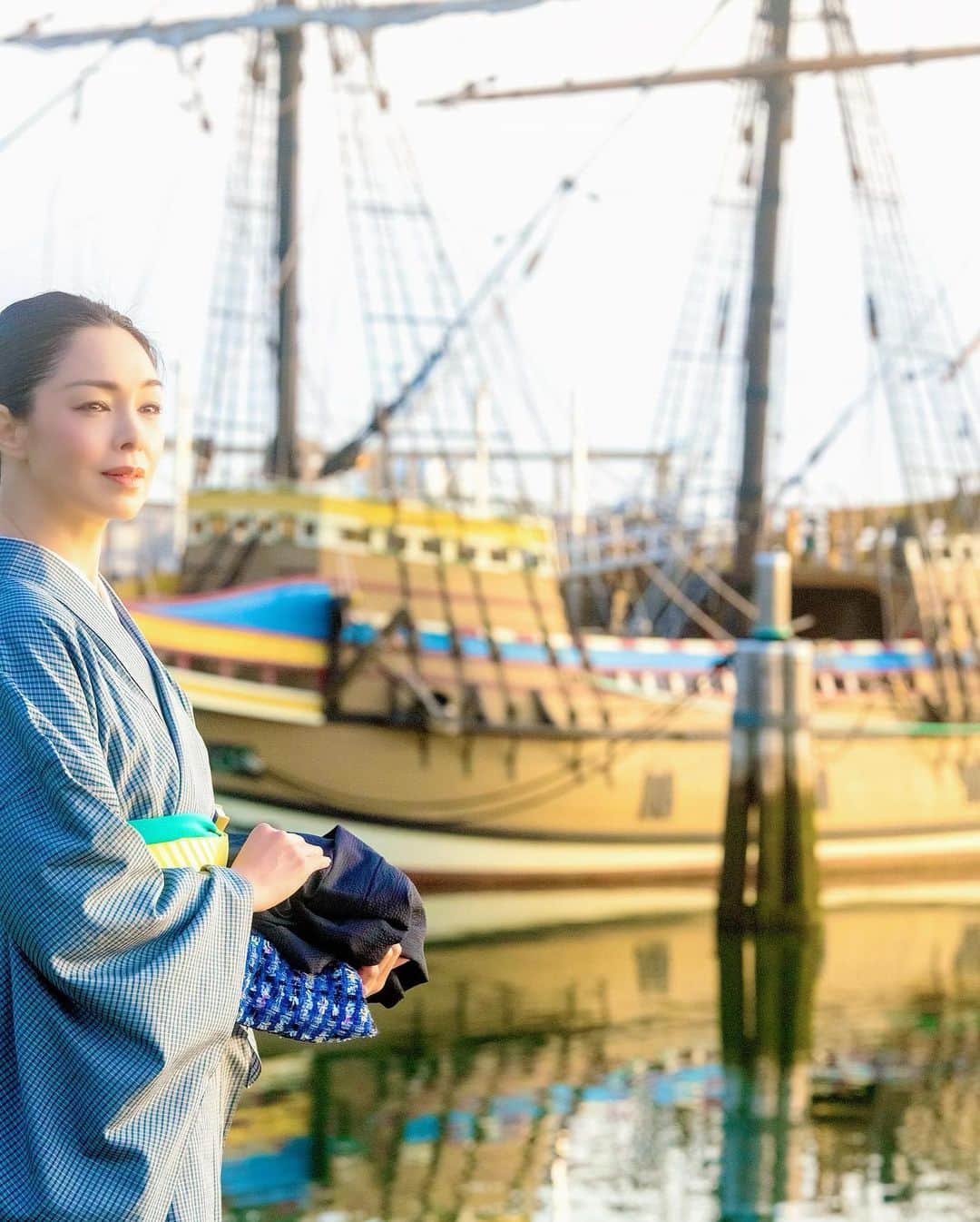 川原亜矢子のインスタグラム：「アメリカの故郷・プリマスにて。 #plymouth #massachusetts #mayflower #movie #プリマスロック #プリマス #ロケ地 #stonados #ストームインパクト」