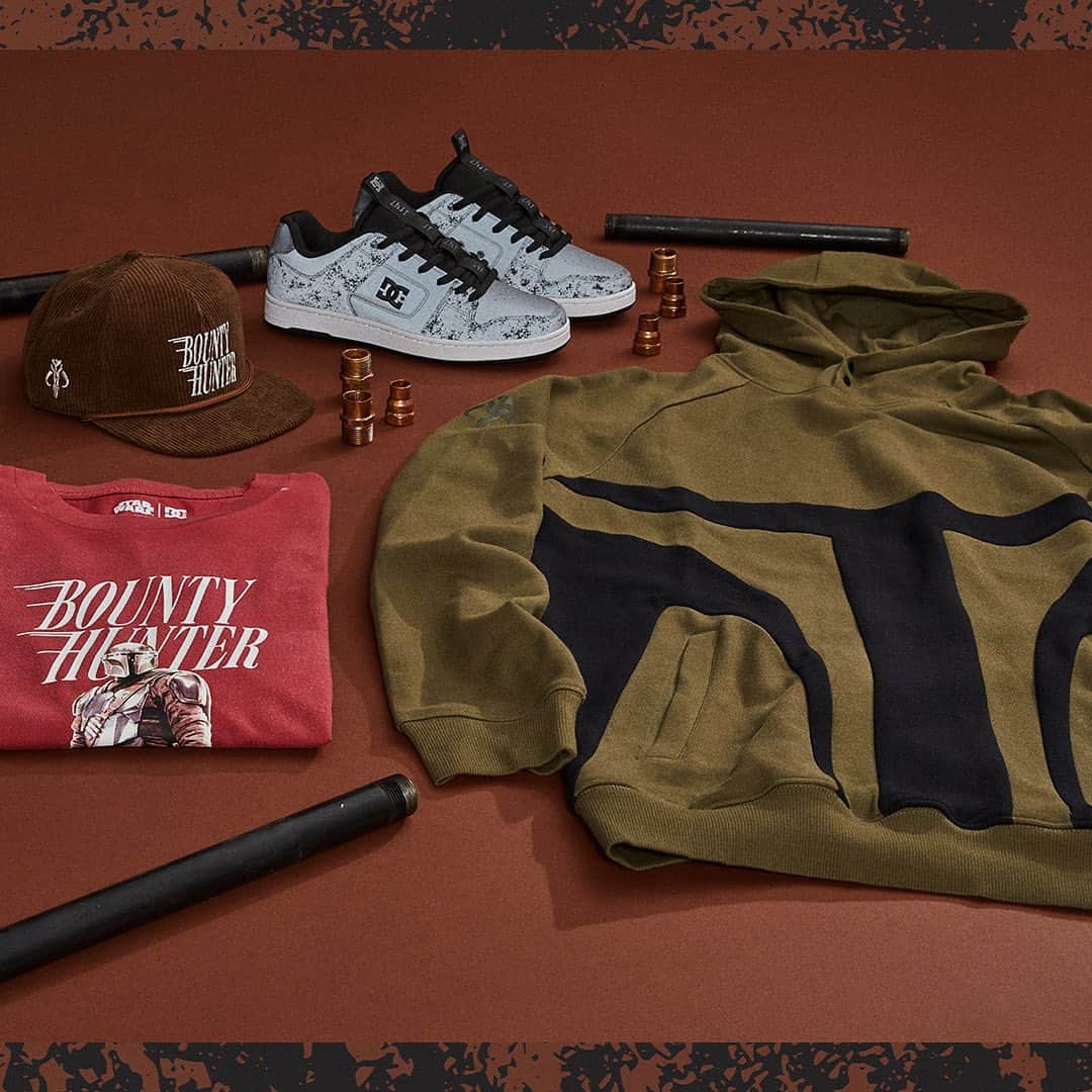 DCシューズのインスタグラム：「“I can bring you in warm, or I can bring you in cold.”  The Bounty Hunter Collection is now available.  #starwarsxdcshoes #mandalorian #starwars」