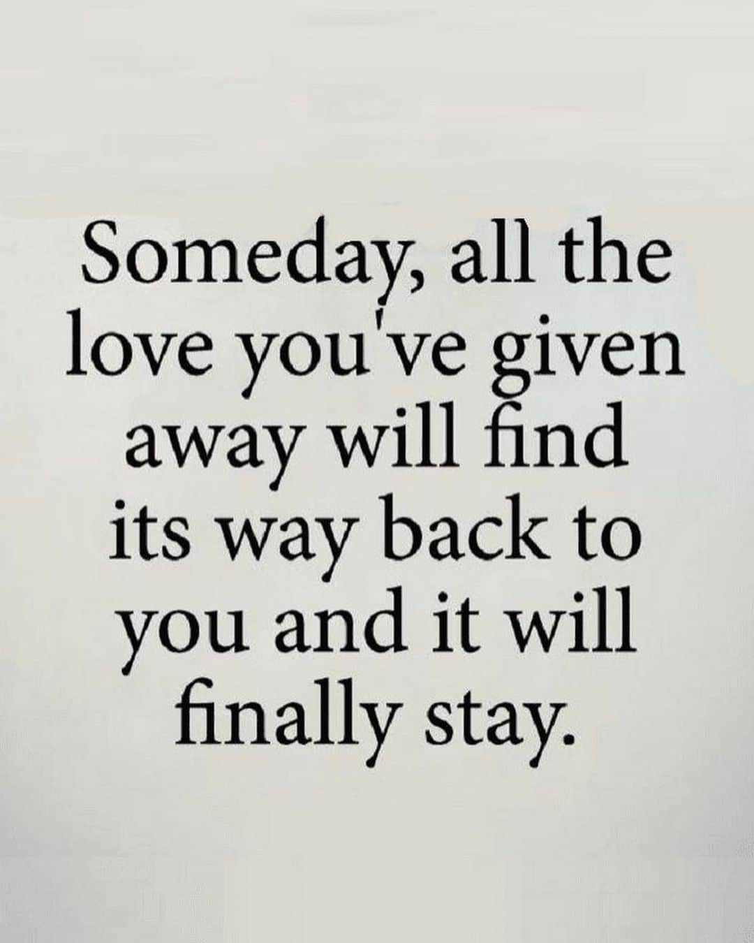メンフィス・デパイさんのインスタグラム写真 - (メンフィス・デパイInstagram)「Someday, all the love I’ve given away will find it’s way back to me and it will finally stay   ♾️  📸: @4kboris」5月13日 2時40分 - memphisdepay