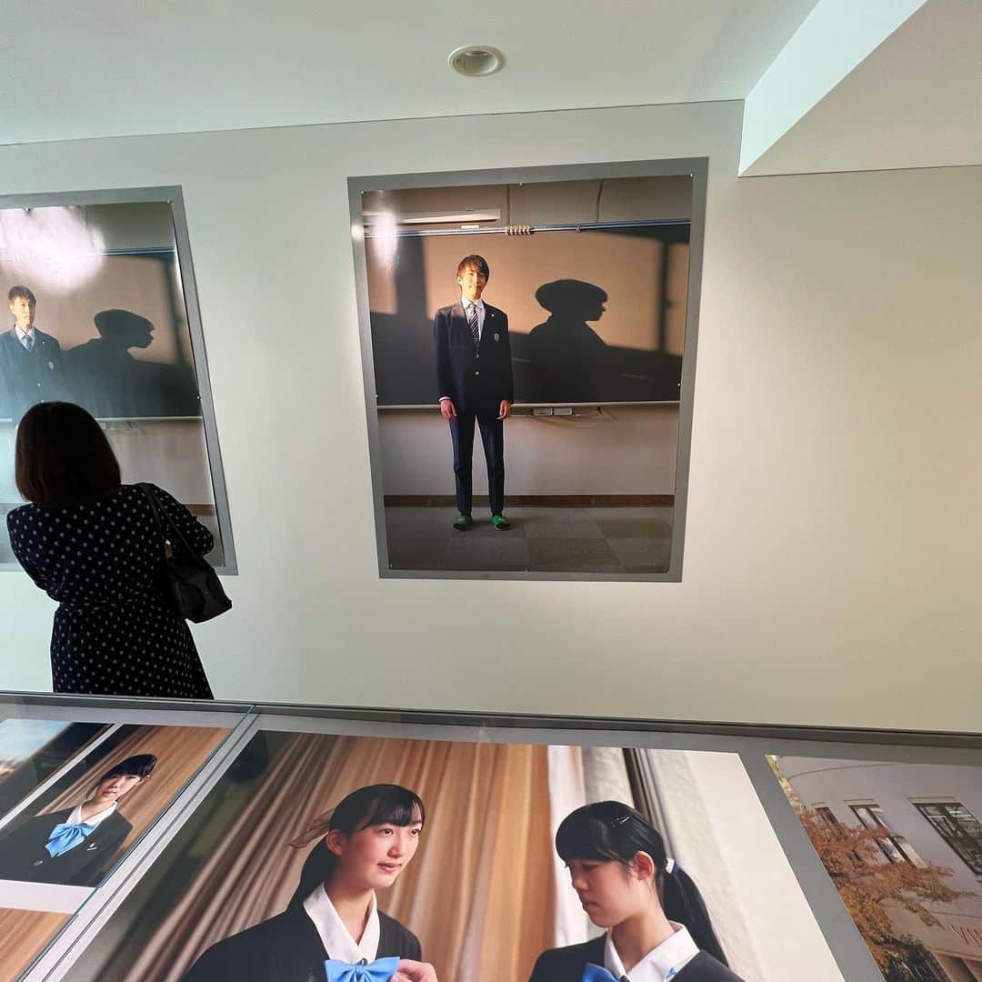 田中知之さんのインスタグラム写真 - (田中知之Instagram)「今夜のクロージングパーティ前にKYOTOGRAPHIEのCOCO CAPITANの写真を展示する京都市内の3つの会場を廻ってきました。COCOとは作品を一緒に作っていこという話がいまだ進行中です。光明院の慶水住職もありがとうございました。  #kyotographie」5月13日 14時23分 - tomoyukitanaka