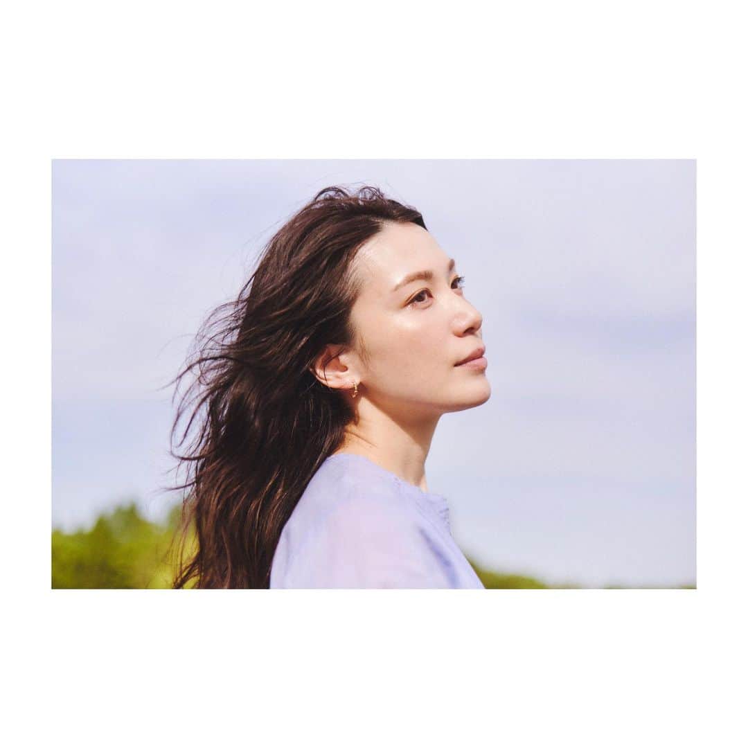 村川絵梨さんのインスタグラム写真 - (村川絵梨Instagram)「いろいろ見てくださってありがとうございました🤍🩵 いいねやコメントも嬉しかったです☺️  これにて連投終了します🙏笑」5月13日 14時24分 - eri_murakawa_official