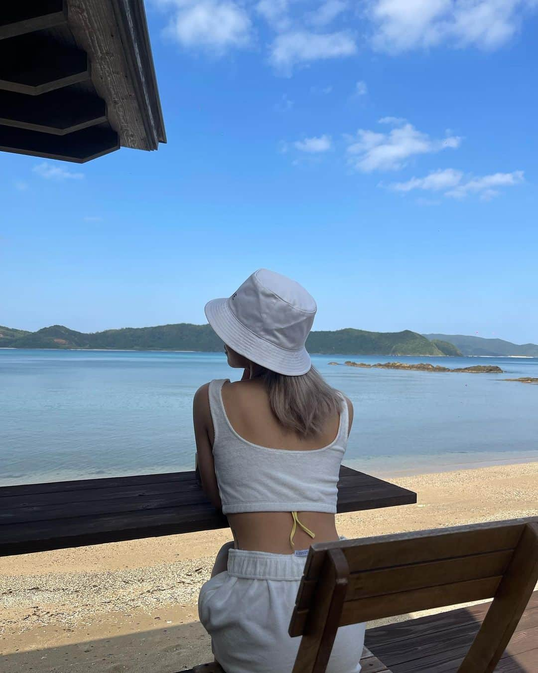 中村香夏のインスタグラム：「. 旅行中はぼーっとしてるのが好き🙃」