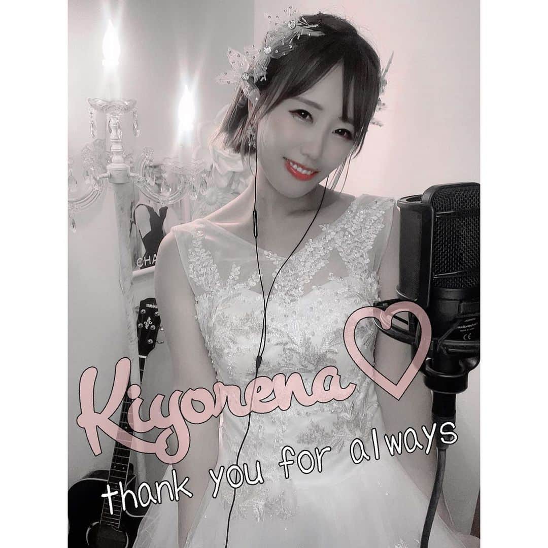清原怜奈のインスタグラム：「こんな時なのですが 今日は滋賀県でLIVE🎶をさせて頂きます。  体調が悪いのですが LIVEではしっかり歌わせて頂きますので宜しくお願い致します。  席に限りがございますが 飛び入りでもお越し頂けます❣️  私の出番は 14:35頃💛🐶🌈💓を予定してます。  皆様にお会いできることを楽しみにしてます。  5/13 SAT BLUE MUSIC STUDIO open 13:30〜 start 14:00〜  ticket ¥3000-＋drink¥500-  公式サイト https://www.bluemusic.jp/  滋賀県守山市勝部6丁目4-37  #Live #singer  #生歌  #生ライブ  #きよれな #清原れな #17ライバー  #レースクイーン #シンガーソングライター  #会いに来てね  #待ってます #滋賀県 #ショートカット  #ショート女子」
