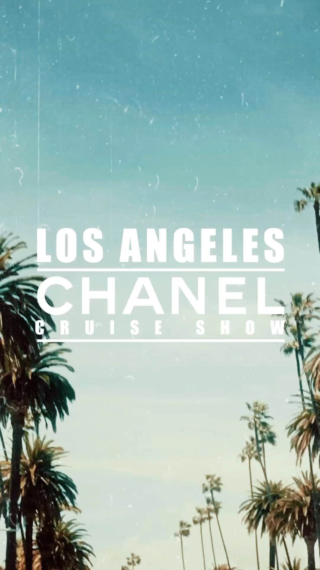 G-DRAGONのインスタグラム：「#AD #CHANEL #CHANELCruise202324  Lost in music – ambassadors and friends of the House Nile Rodgers, Caroline de Maigret, G-Dragon, Sébastien Tellier, Kristen Stewart, Margaret Qualley and Margot Robbie gathered in Los Angeles on the occasion of the CHANEL Cruise 2023/24 show, which was concluded by a performance by Snoop Dogg.  Directed by Caroline de Maigret.  See more at chanel.com  @NileRodgers @CarolineDeMaigret @Xxxibgdrgn @SebastienTellier @Ozifp @IamHalsey @Anderson._Paak @TraceeEllisRoss #KristenStewart @RileyKeough #MargaretQualley #MargotRobbie @SnoopDogg @AnokYai @MariamdeVinzelle @Yye_riqun @AbbyChampion @AliceCharvet01 @Felicenova @chanelofficial」