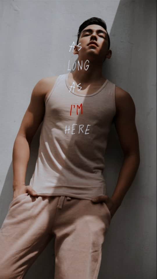 マイケル・クリスチャン・マルティネスのインスタグラム：「As Long As I'm Here ♥️ - #MichaelMartinez #MZViral」