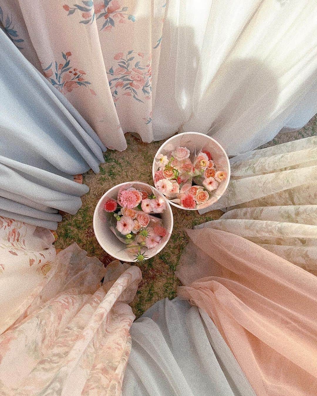 のインスタグラム：「🤍 (@pyopyohyemi 가 찍어줬어욤 나 잘했지 혜미🤭)」