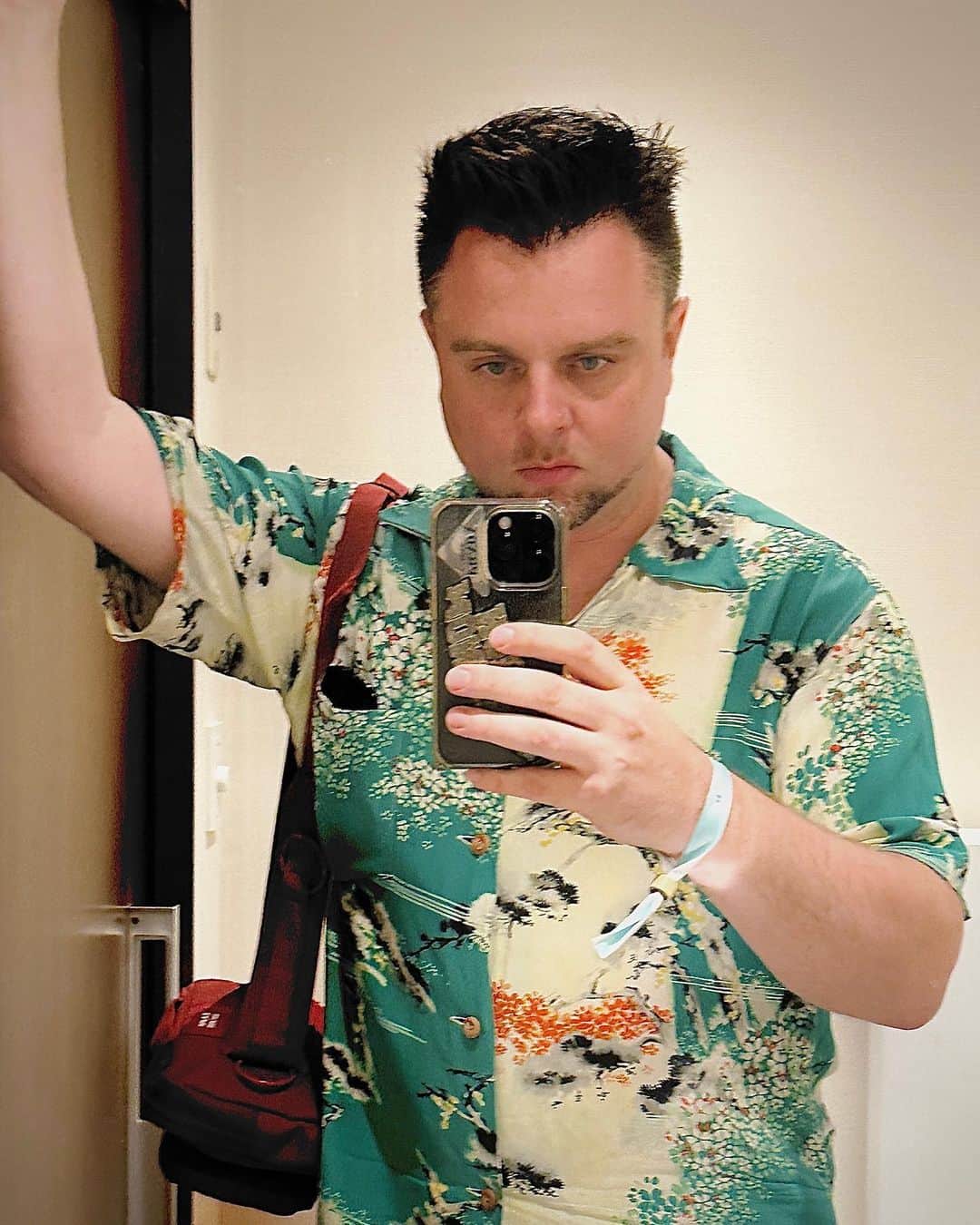 東京DANDYのインスタグラム：「Aloha shirts season」