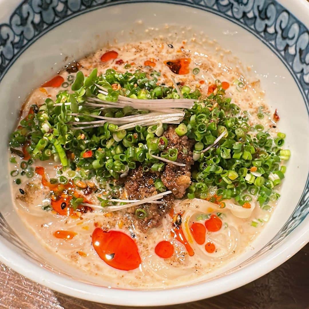 山岸久朗さんのインスタグラム写真 - (山岸久朗Instagram)「見た目も味も最高レベルの大阪焼肉。  #pome #pomeranian  #keirakuyakiniku  #keirakuyakinikupome  #shinsaibashi  #nagahoribashi  #osakamiami  #osakayakiniku  #yakiniku  #hormone #offalmeat  #korianbbq  #meat #meatlove  #meatstagram  #audemarspiguetroyaloak  #royaloakconcept  #26589 #26589io  #watchaddict」5月13日 11時57分 - yamaben