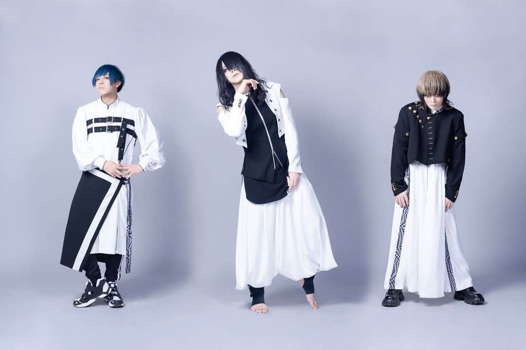 のインスタグラム：「New  Look  #mucc25th」