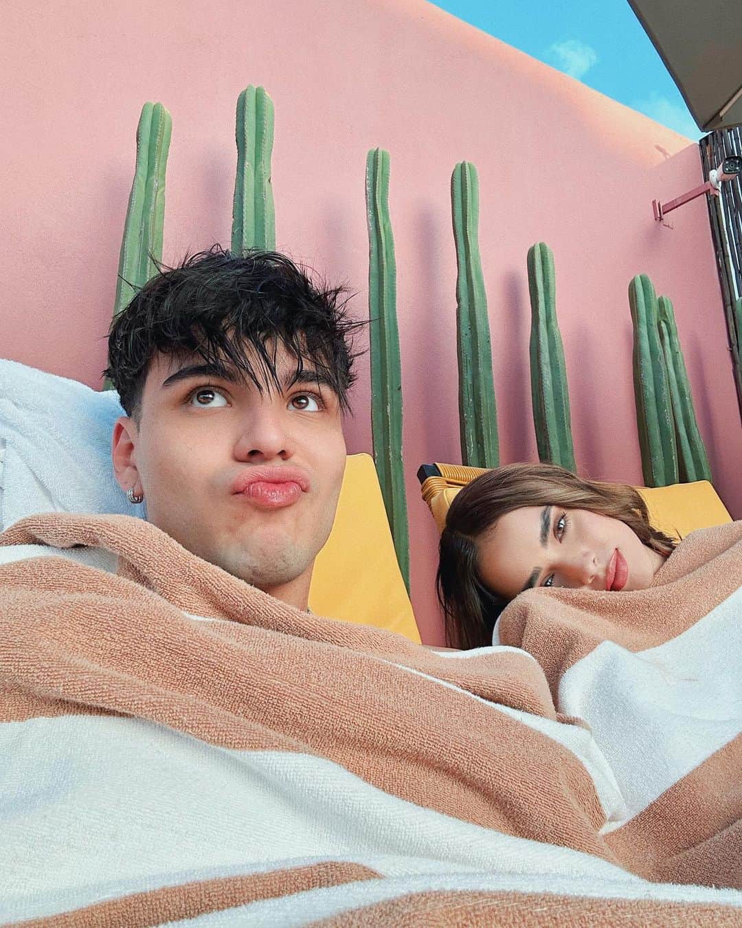 Sebastián Villalobosのインスタグラム：「04x4k ! 🇲🇽✌🏼✨」