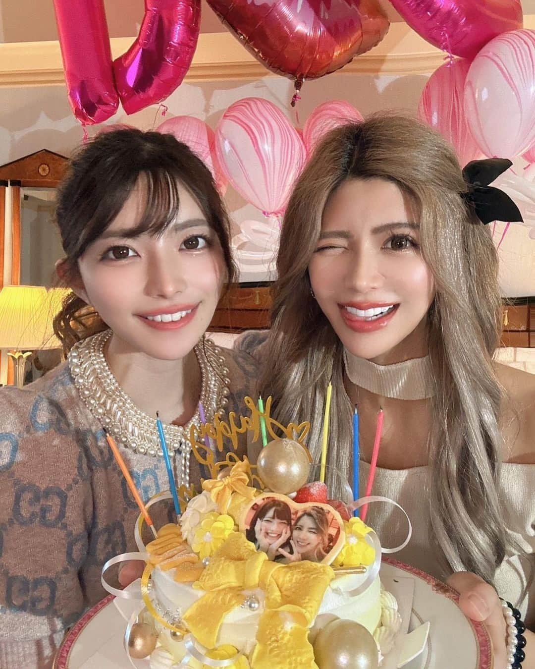 上原亜衣さんのインスタグラム写真 - (上原亜衣Instagram)「Happy Birthday my friend🫶✨  #girlsparty」5月13日 12時33分 - ai_uehara_ex