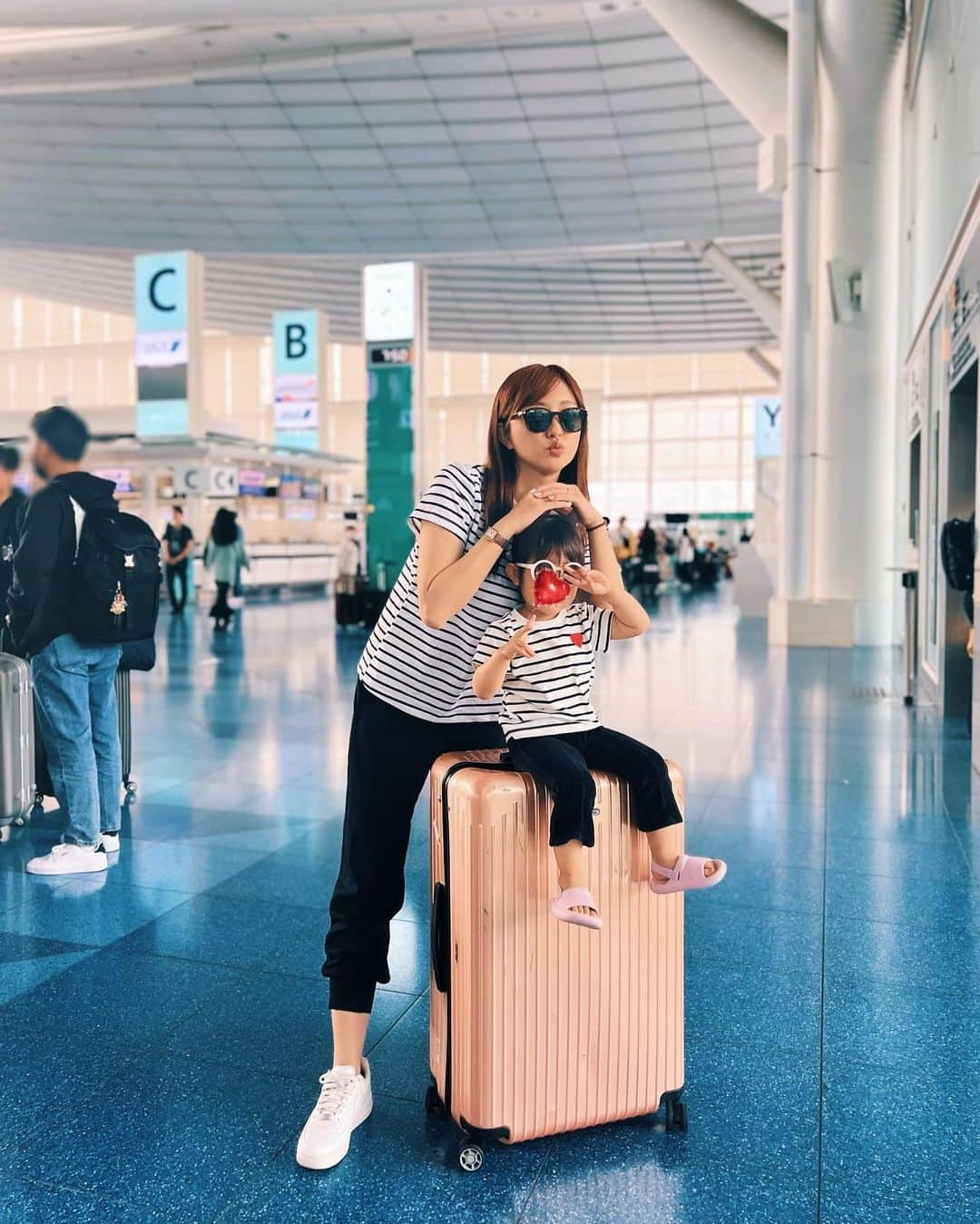 菊地亜美さんのインスタグラム写真 - (菊地亜美Instagram)「vacation満喫中✈️💭❤️🖤」5月13日 12時44分 - amikikuchi0905