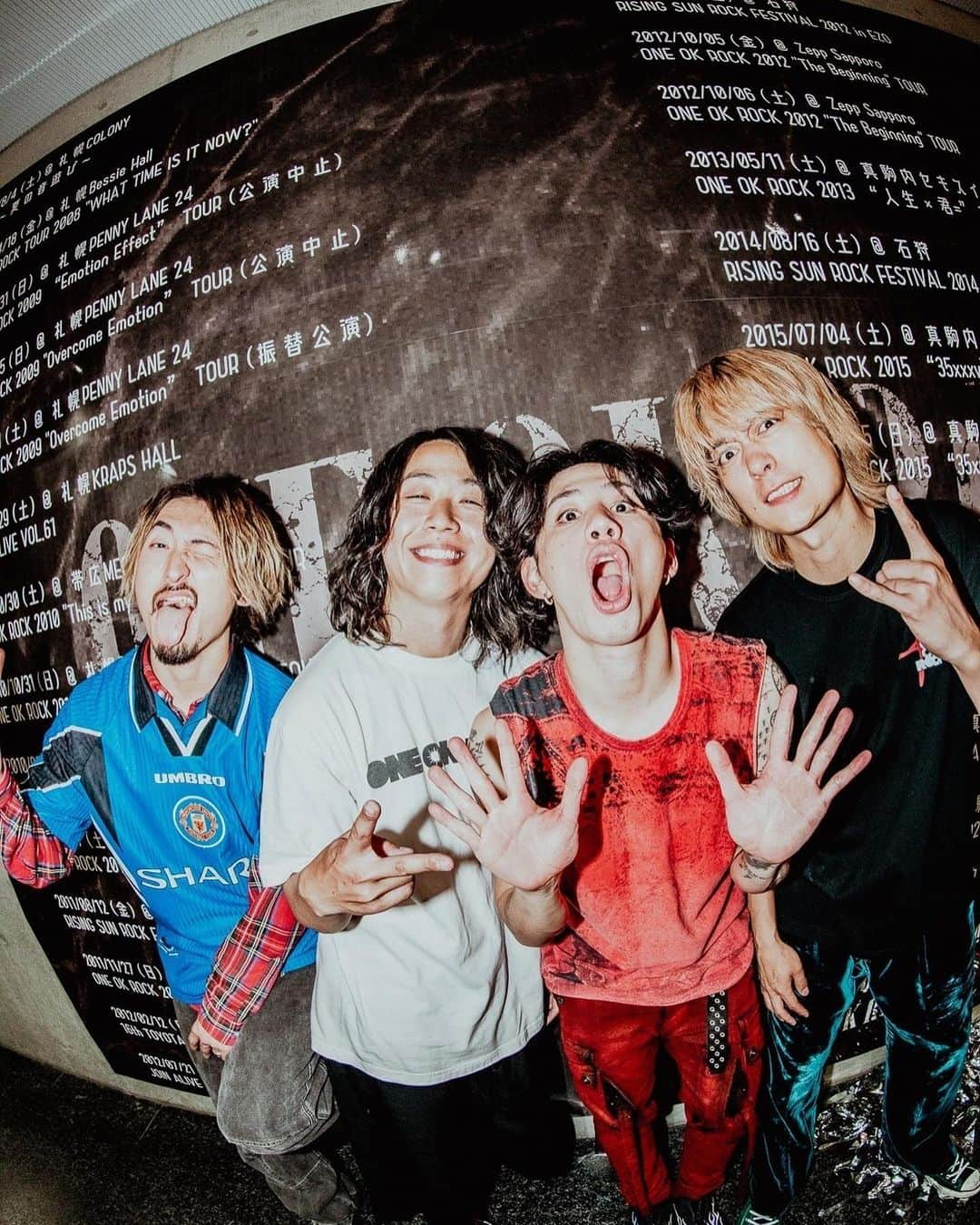 橋本塁さんのインスタグラム写真 - (橋本塁Instagram)「【ONE OK ROCK 札幌ファイナル！】 札幌ドームでのONE  OK ROCK 2023 LUXURY DISEASE JAPAN TOUR ファイナルのライブ撮影終了！とんでもなく素晴らしい熱いライブでした！写真はライブ後のワンオク！ #サウシュー　#soundshooter #oneokrock #ワンオクロック　#ワンオク　#札幌　#luxurydisease」5月13日 23時48分 - ruihashimoto